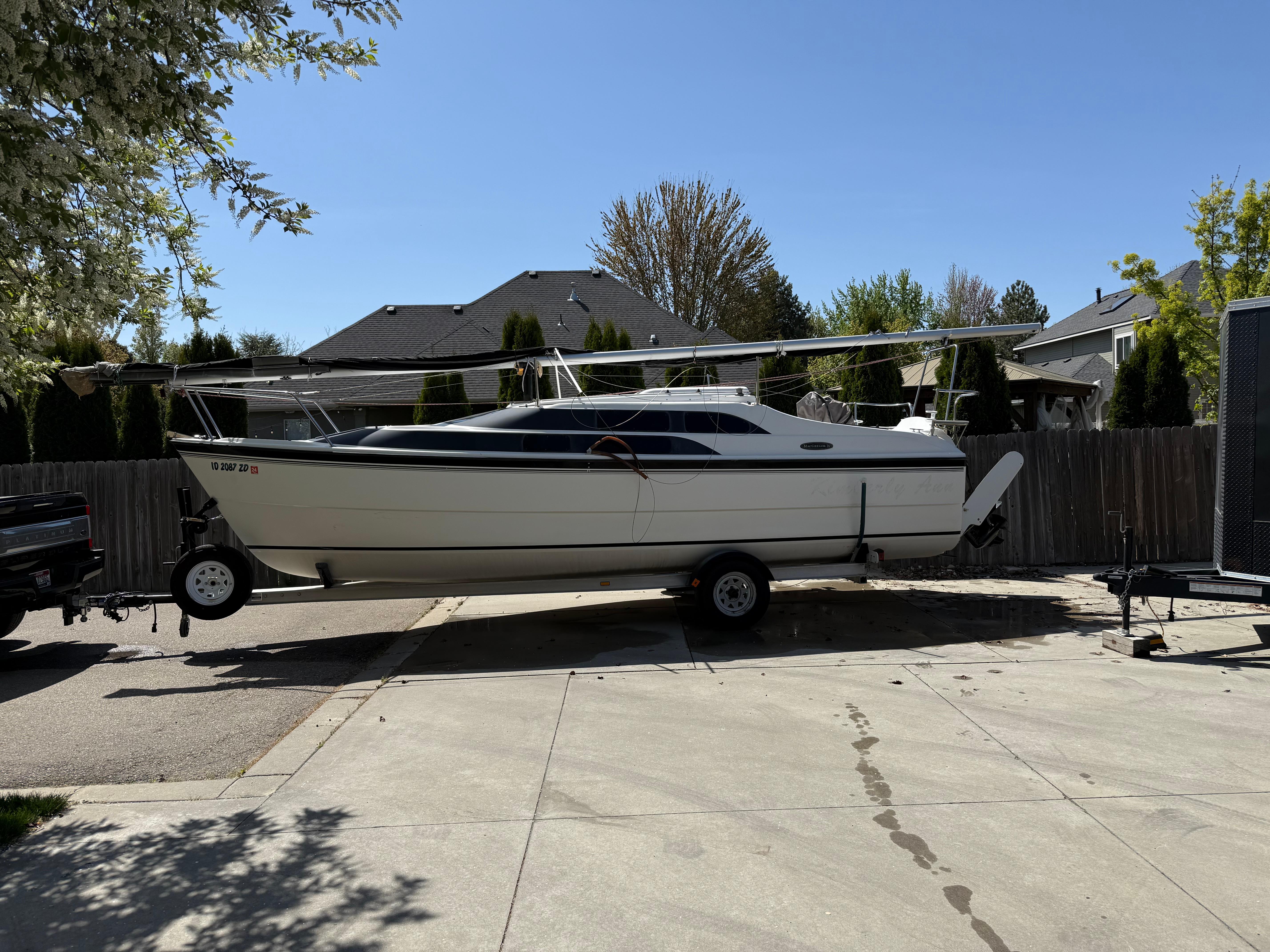 2008 MacGregor 26M