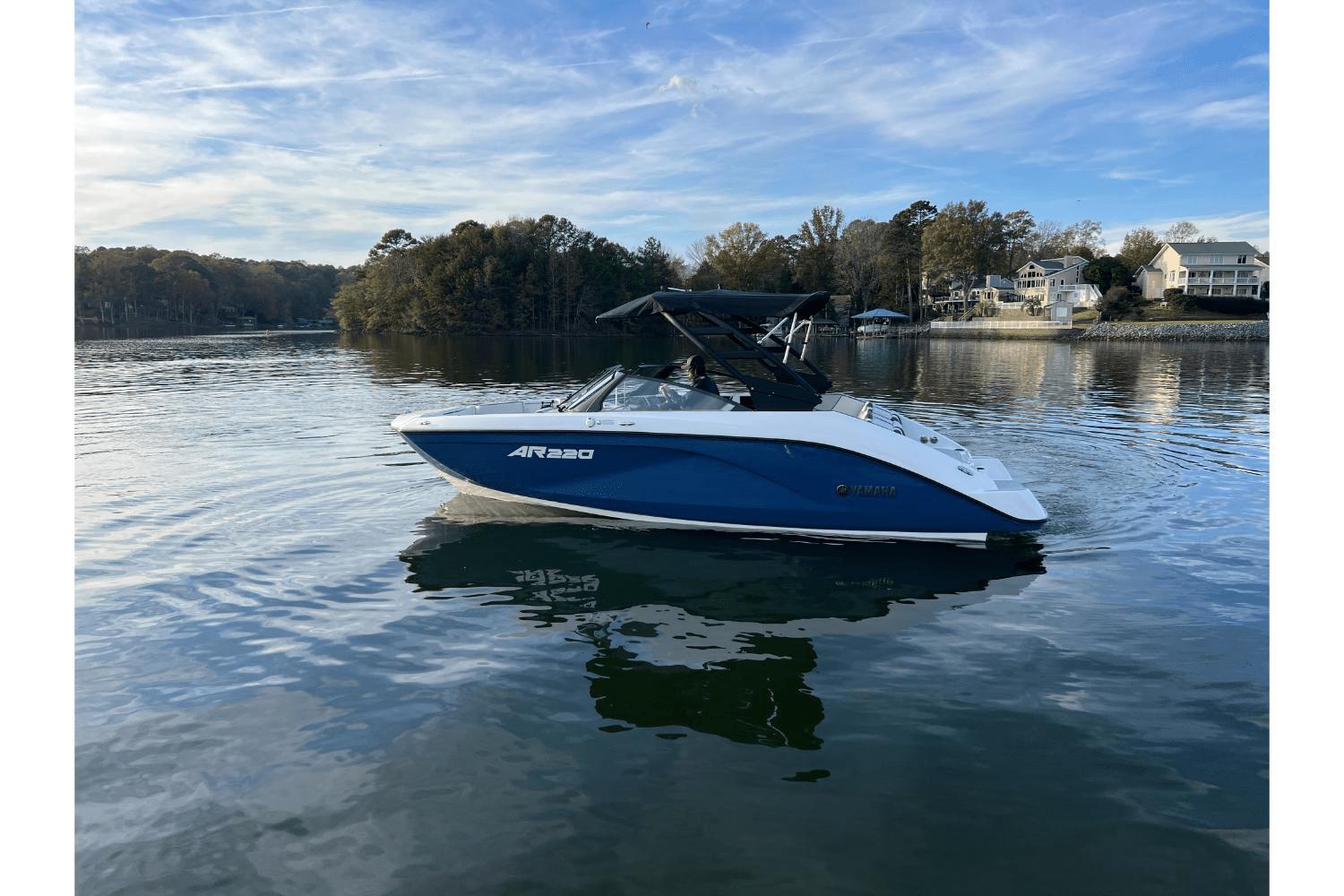 Yamaha Boats AR220