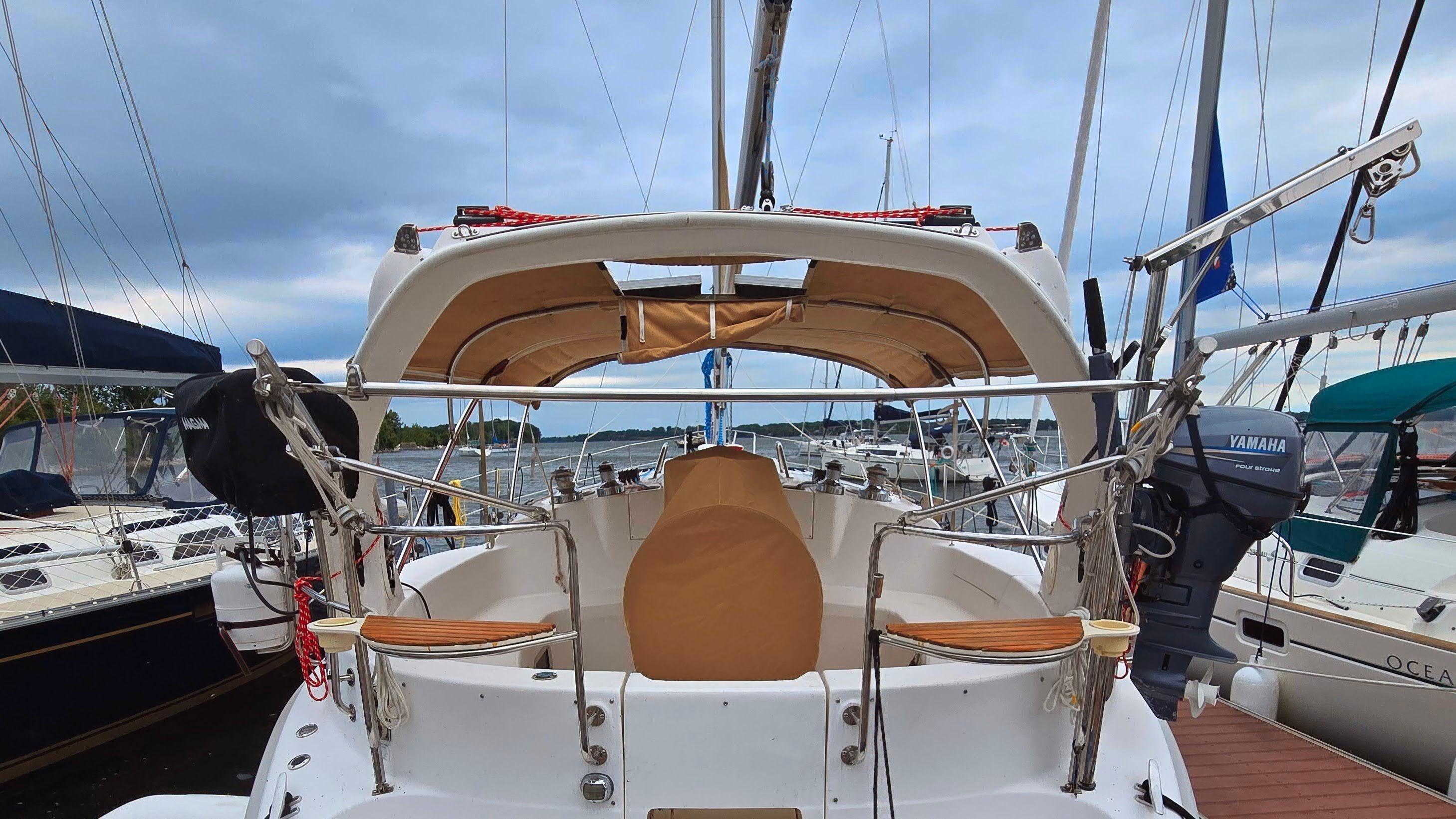 1999 Hunter 410