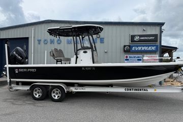 2023 Sea Pro 248 Bay