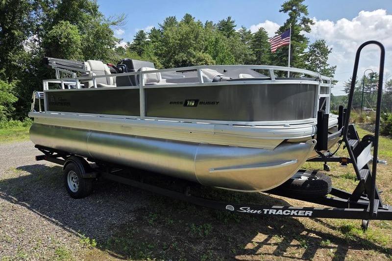 2026 Sun Tracker BB 18 DLX