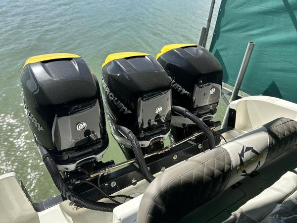 2003 Fountain 34 Cc