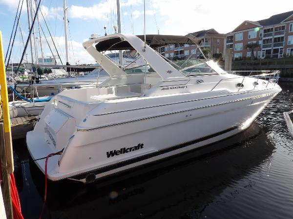 1998 Wellcraft Martinique 3600