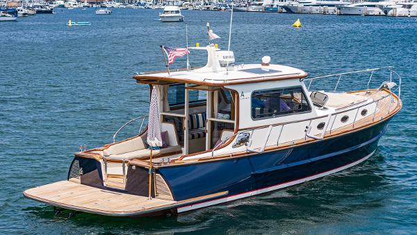 Alen Motor Yacht
