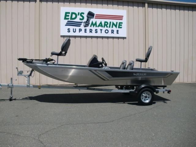 2023 Lowe Boats Skorpion 17' bass fishing boat crappie pkg boat