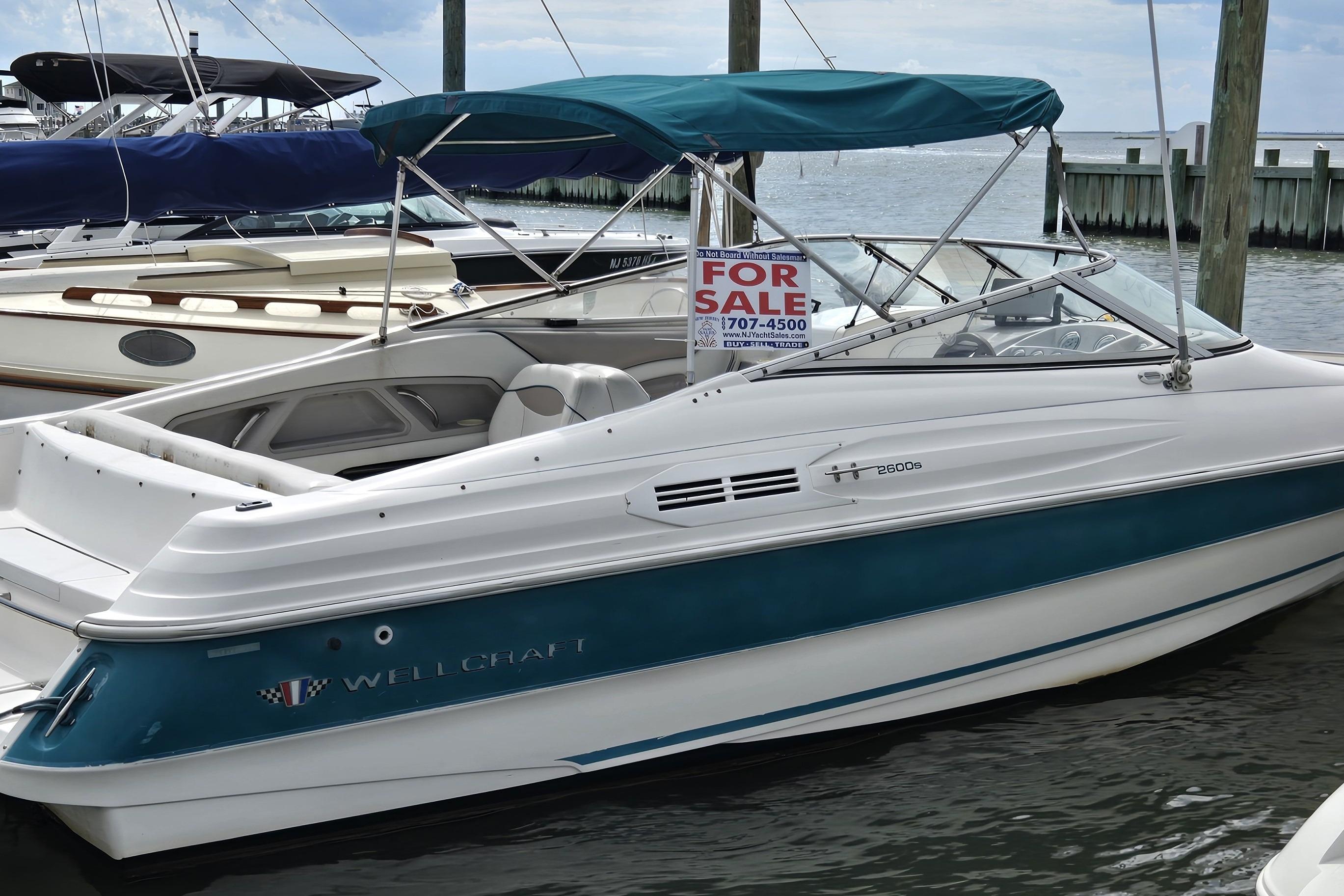 1996 Wellcraft 2600s eclipse bowrider