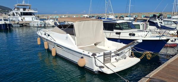 2000 Riviera 3000 Offshore