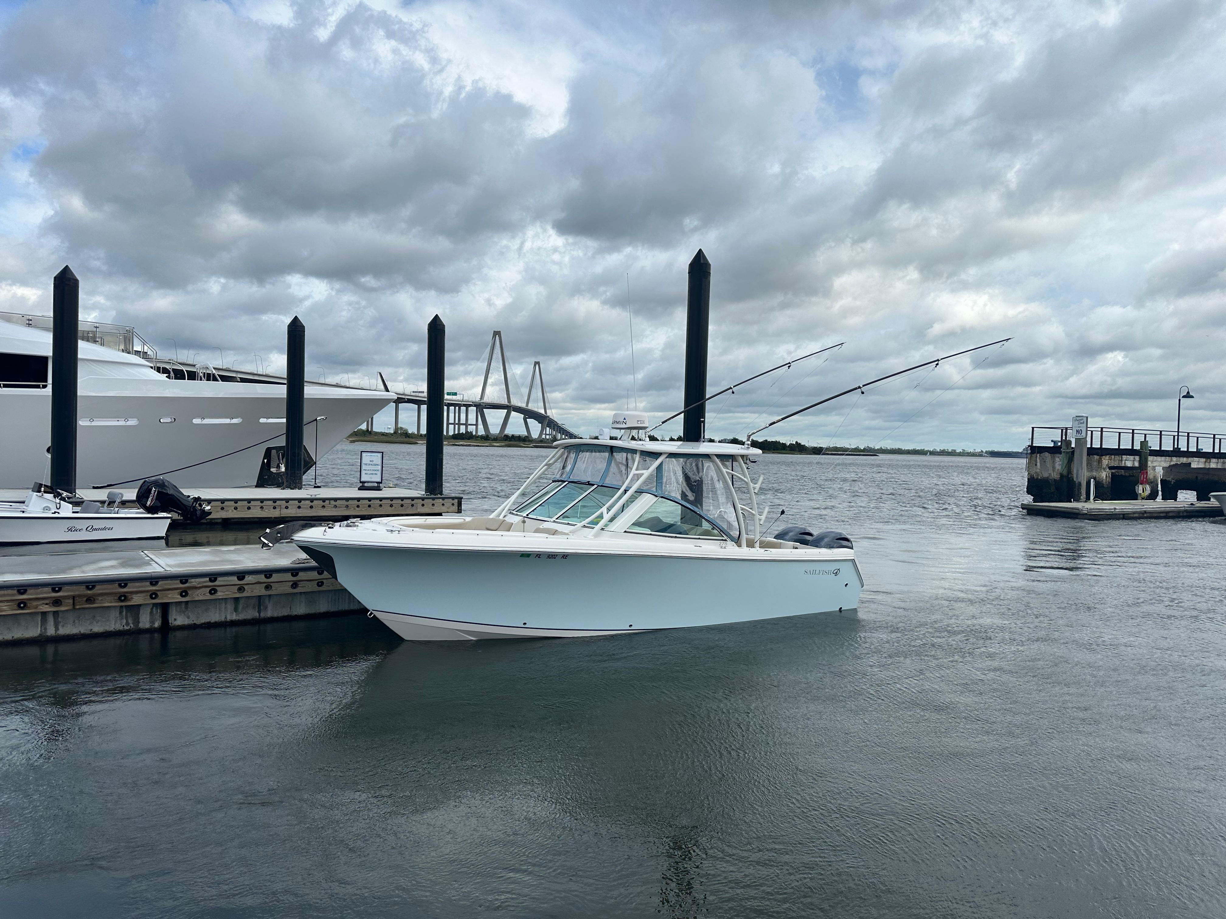 2016 Sailfish 275 DC