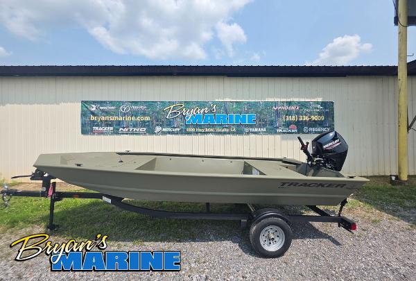 Tracker Grizzly® 1648 Utility