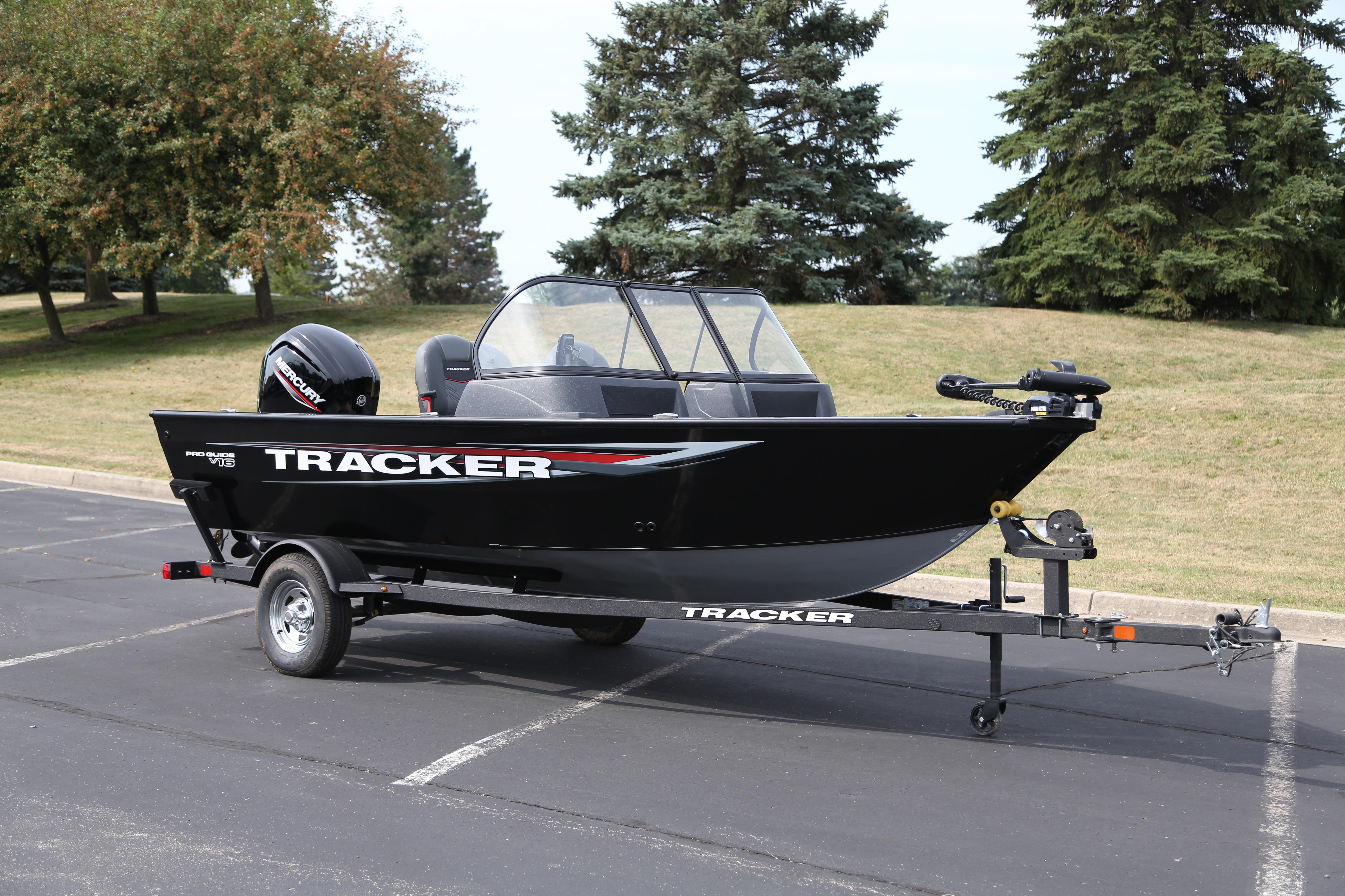 2026 Tracker Pro Guide V-16 WT