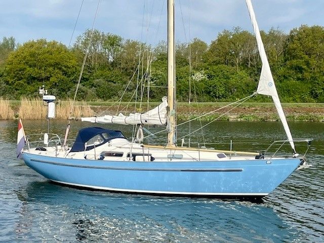 1976 Camper & Nicholsons Nicholson 35