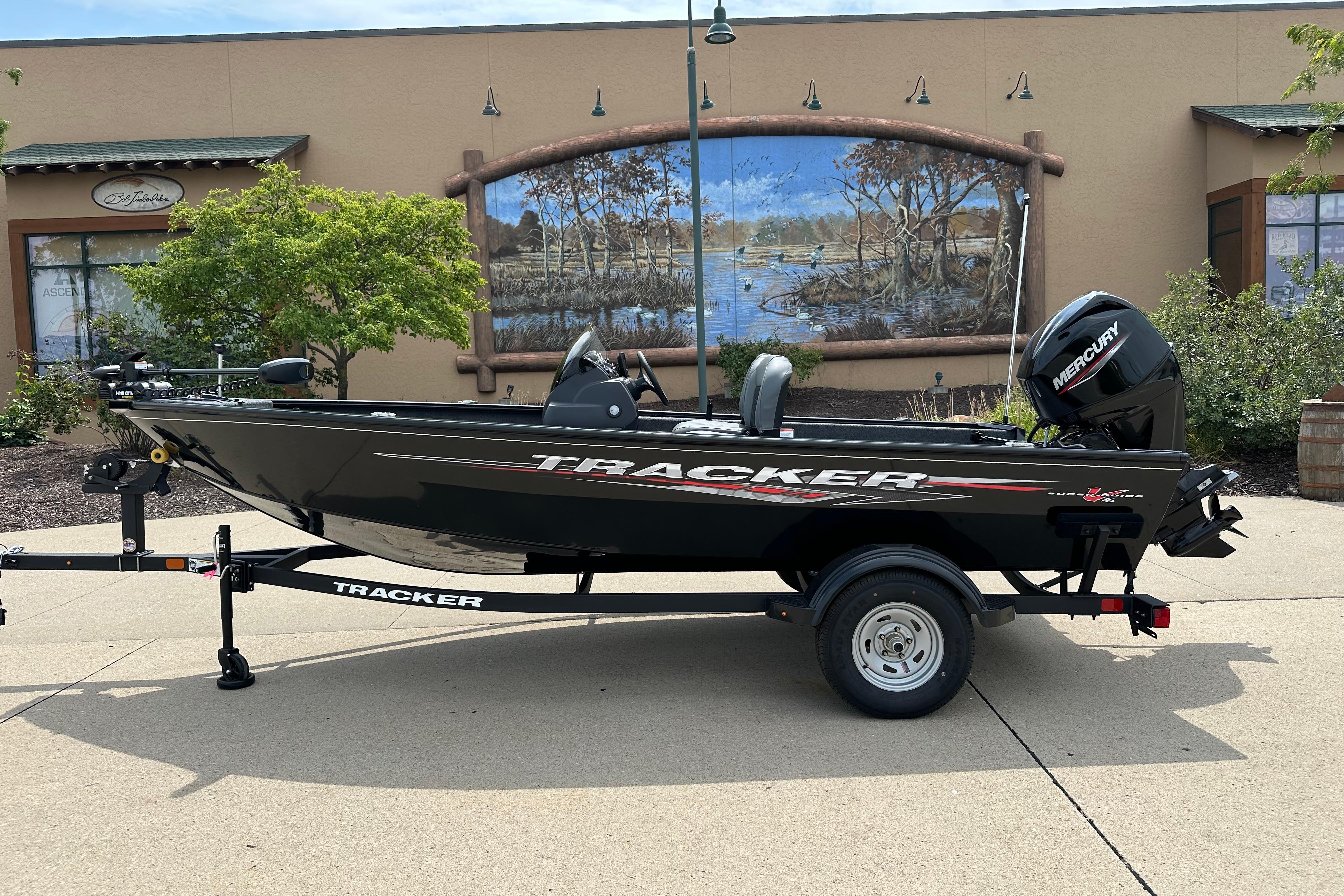 2026 Tracker Super Guide V-16 SC