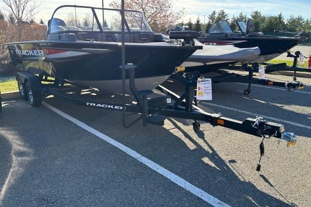 2026 Tracker Targa V-18 WT