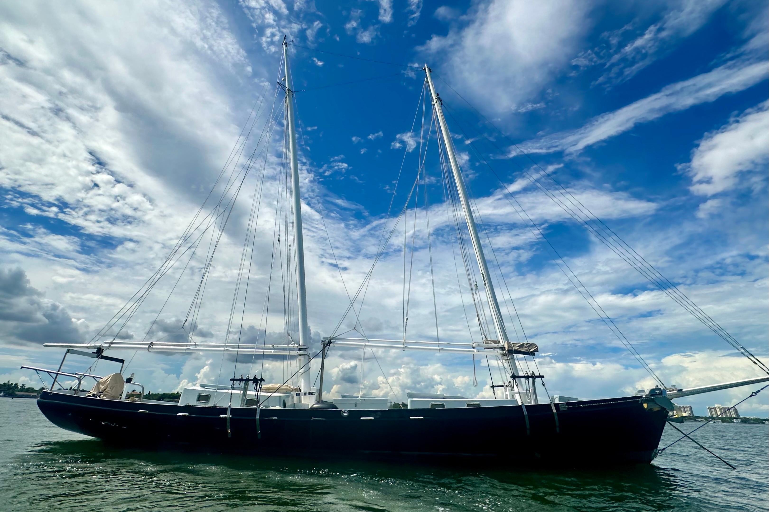 1994 Pilot Schooner Leopard