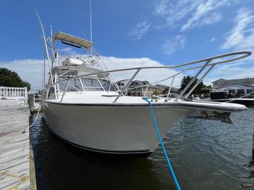 1997 Albemarle 305 Express Fisherman