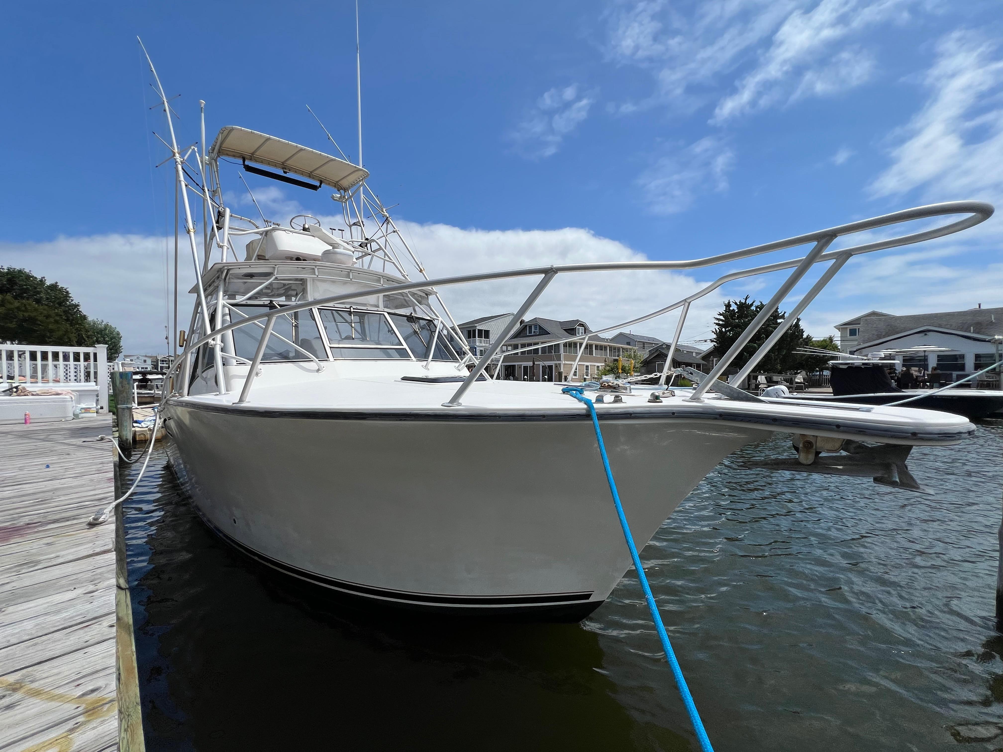 1997 Albemarle 305