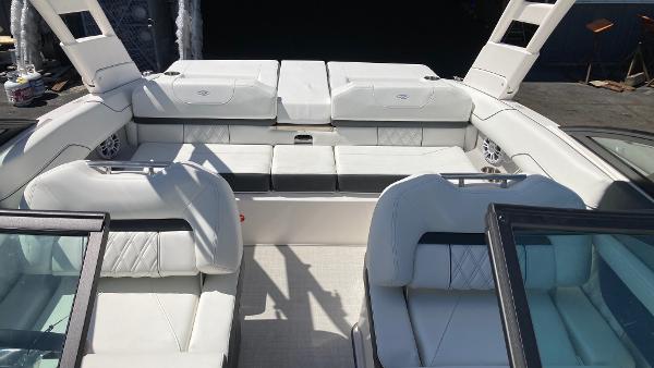 2024 Regal LS2