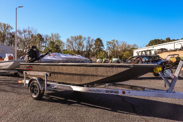 2025 Gator-tail 1854 Extreme