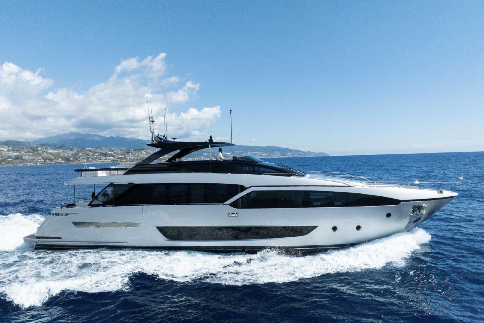2022 Riva 90' Argo