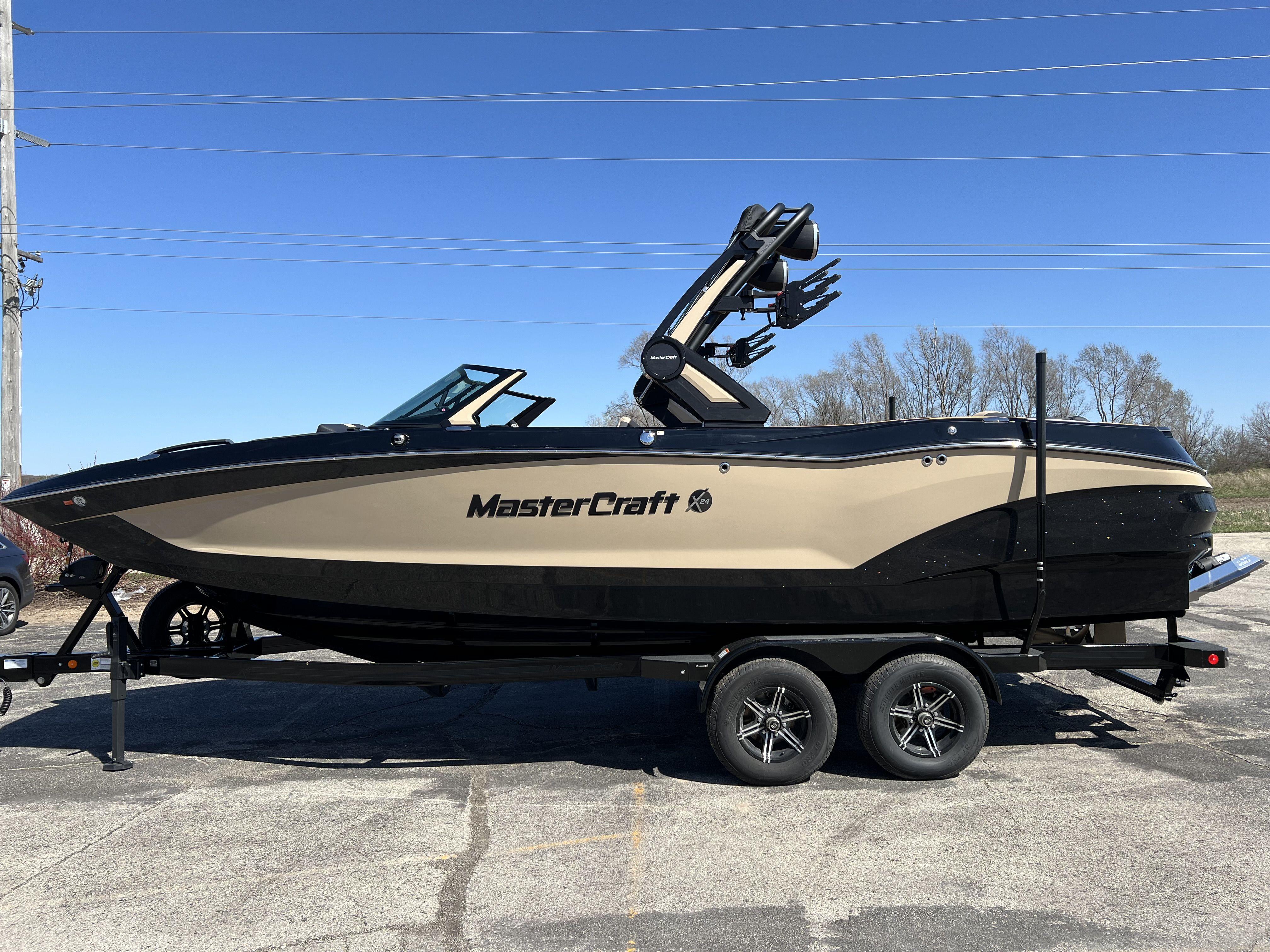 MasterCraft X24 Image 1