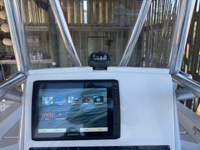 2020 Pathfinder 2200 TRS