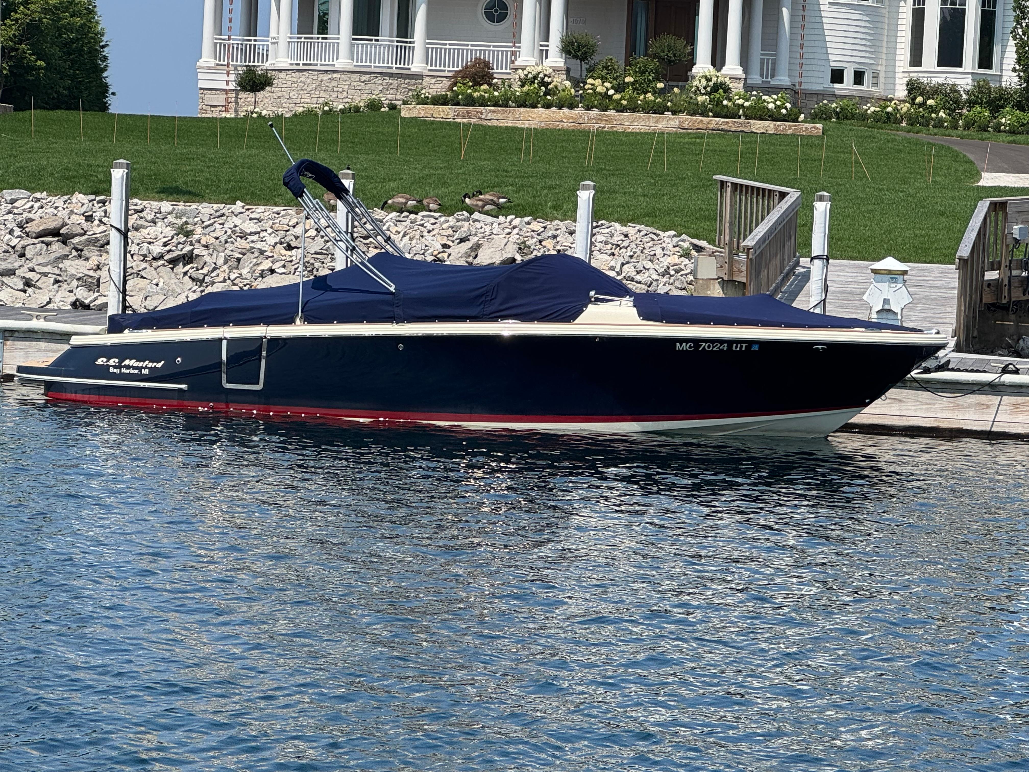 2022 Chris-Craft Launch 28 GT