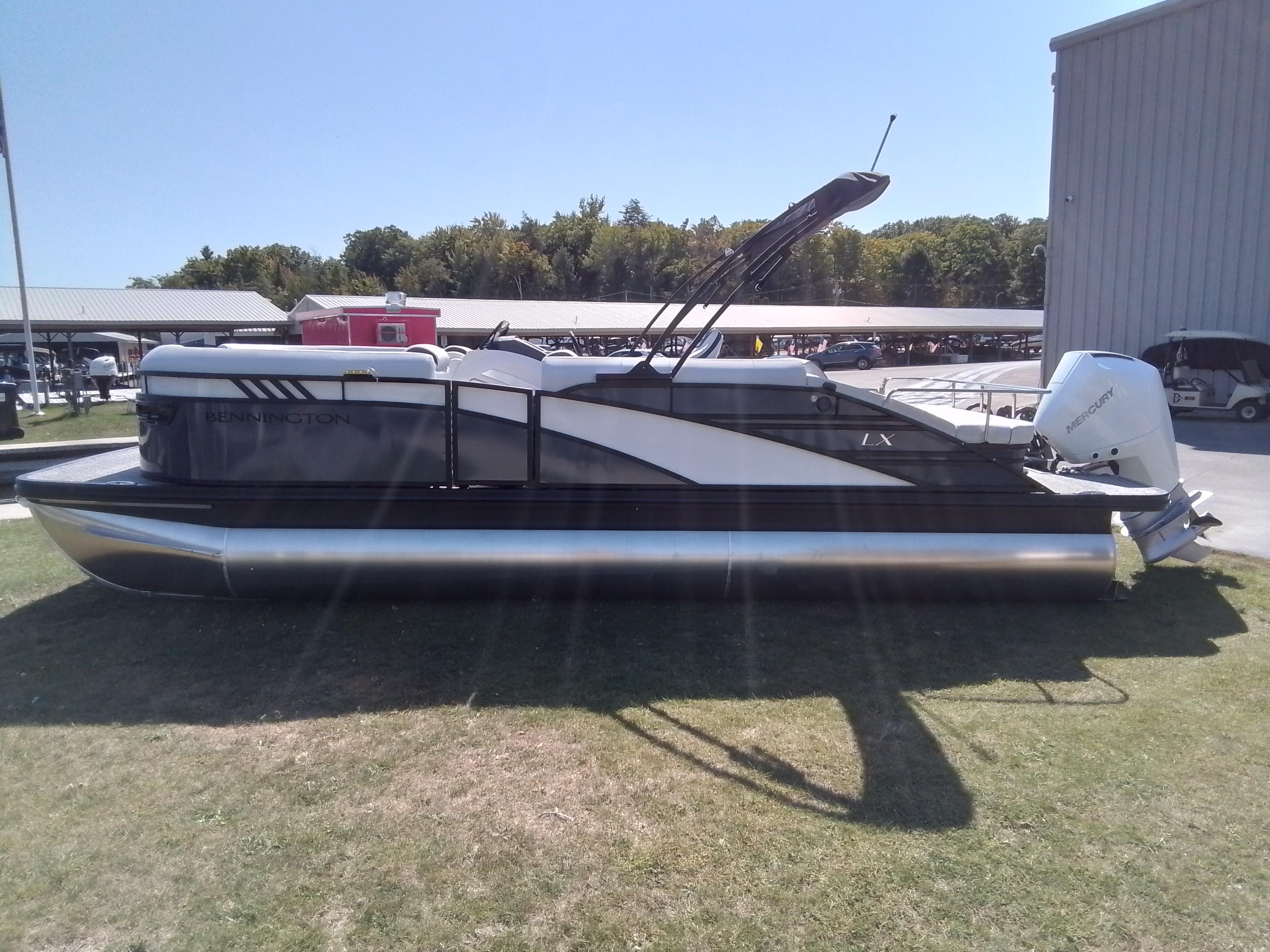 Bennington Marine LLC 23LXSSBSR