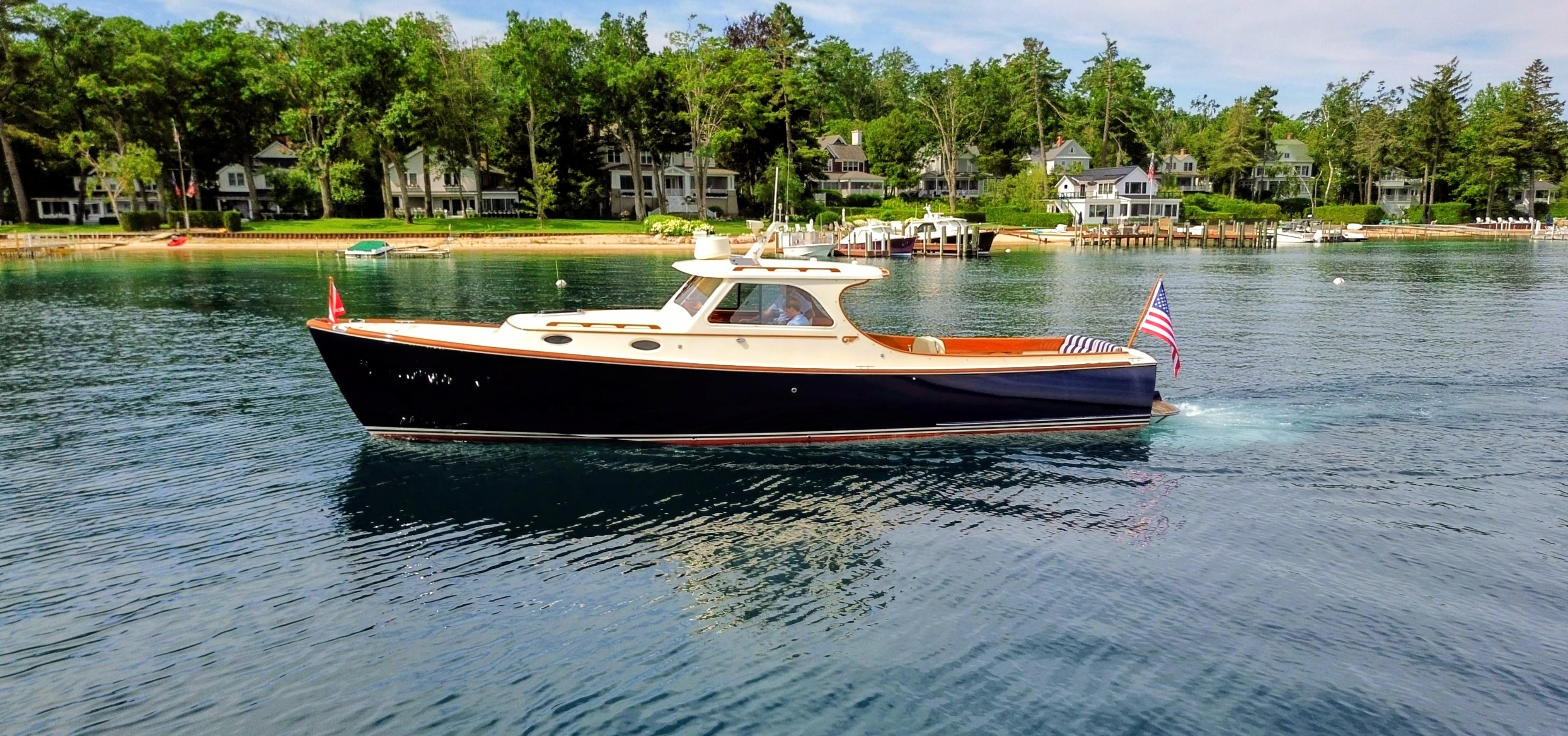 2000 Hinckley Picnic Boat