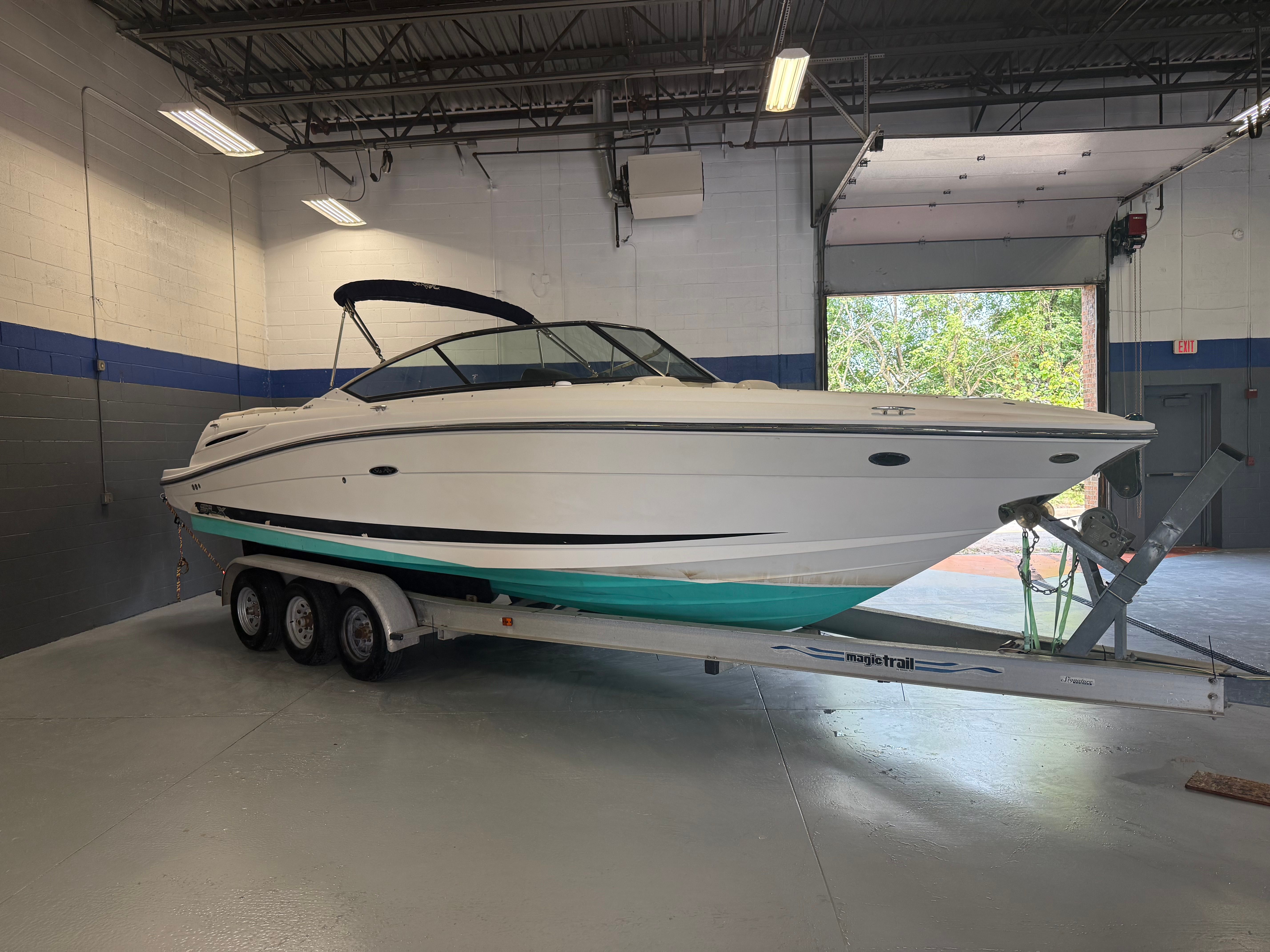 2007 Sea Ray SLX 270