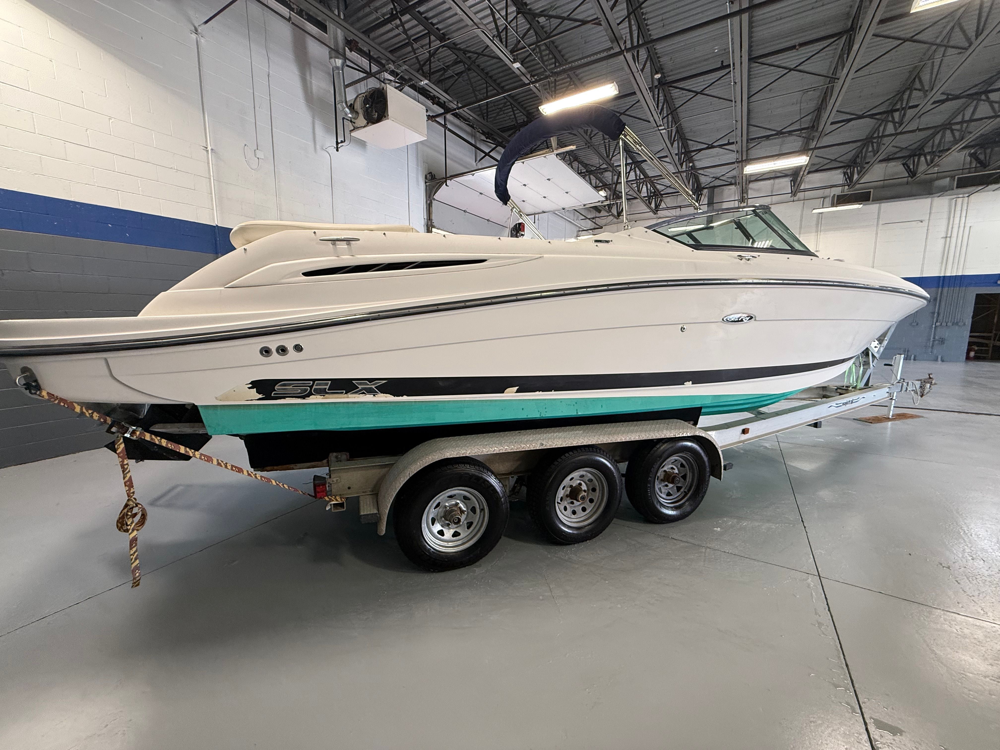 2007 Sea Ray SLX 270