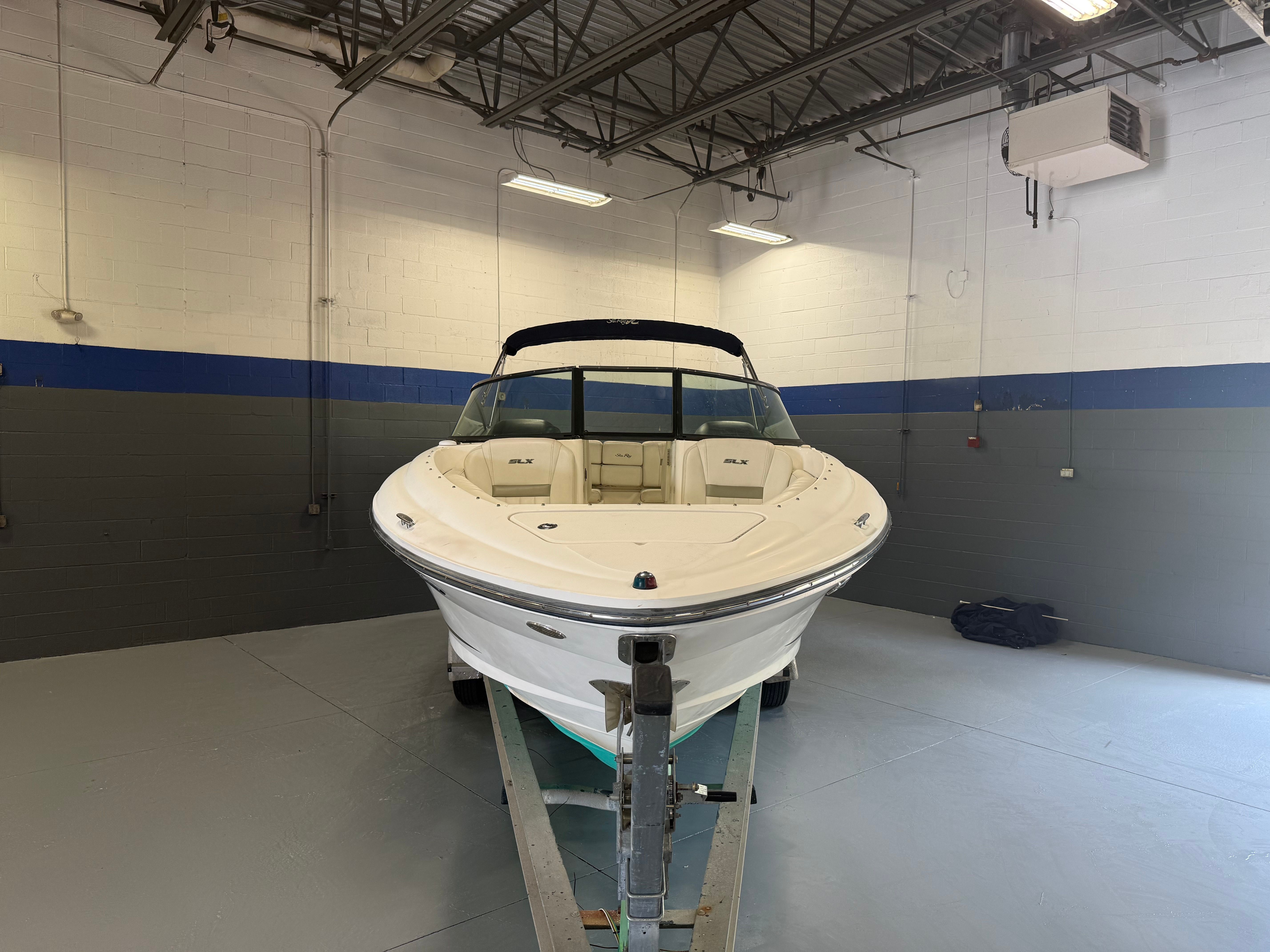 2007 Sea Ray SLX 270