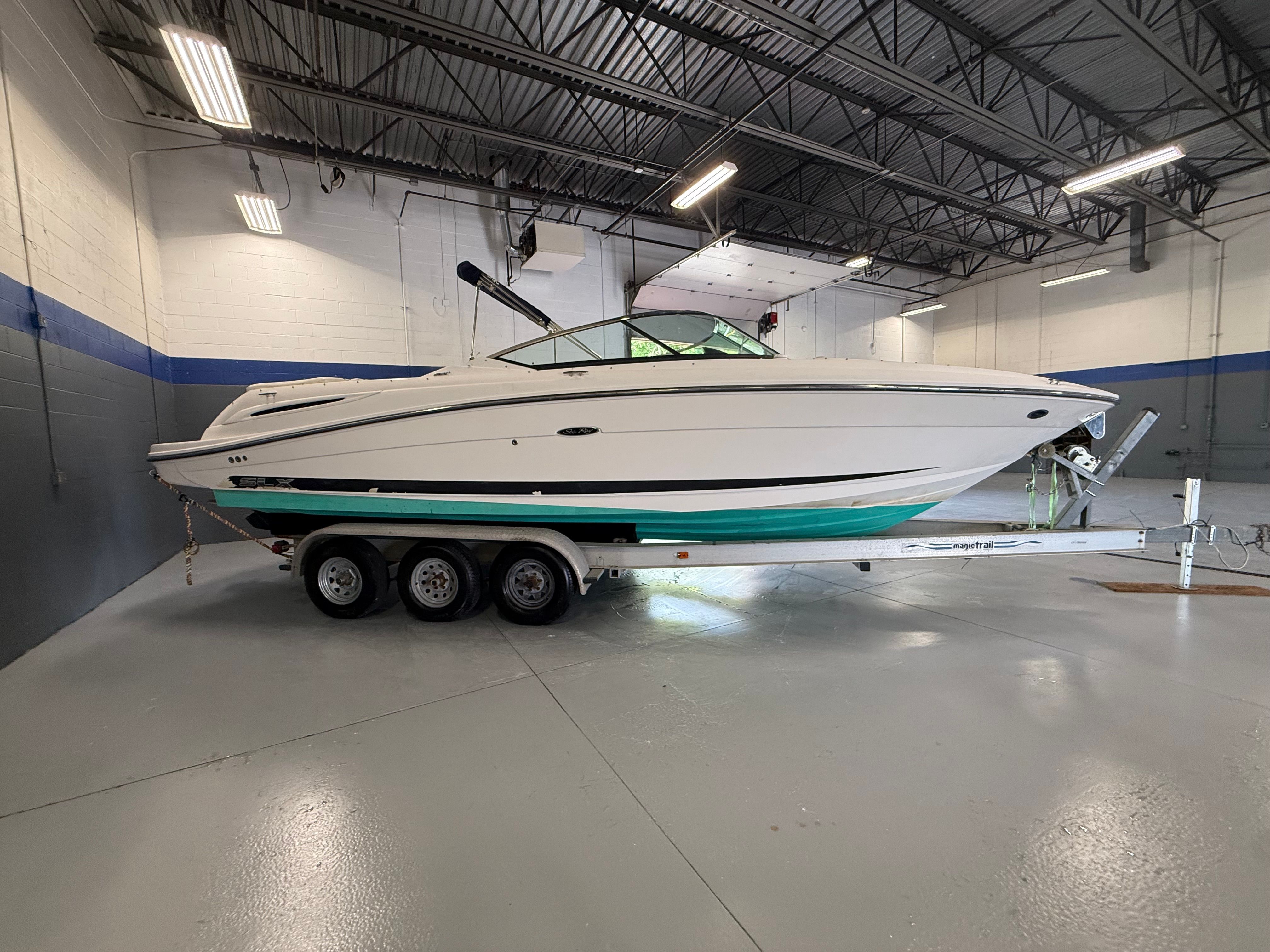2007 Sea Ray SLX 270