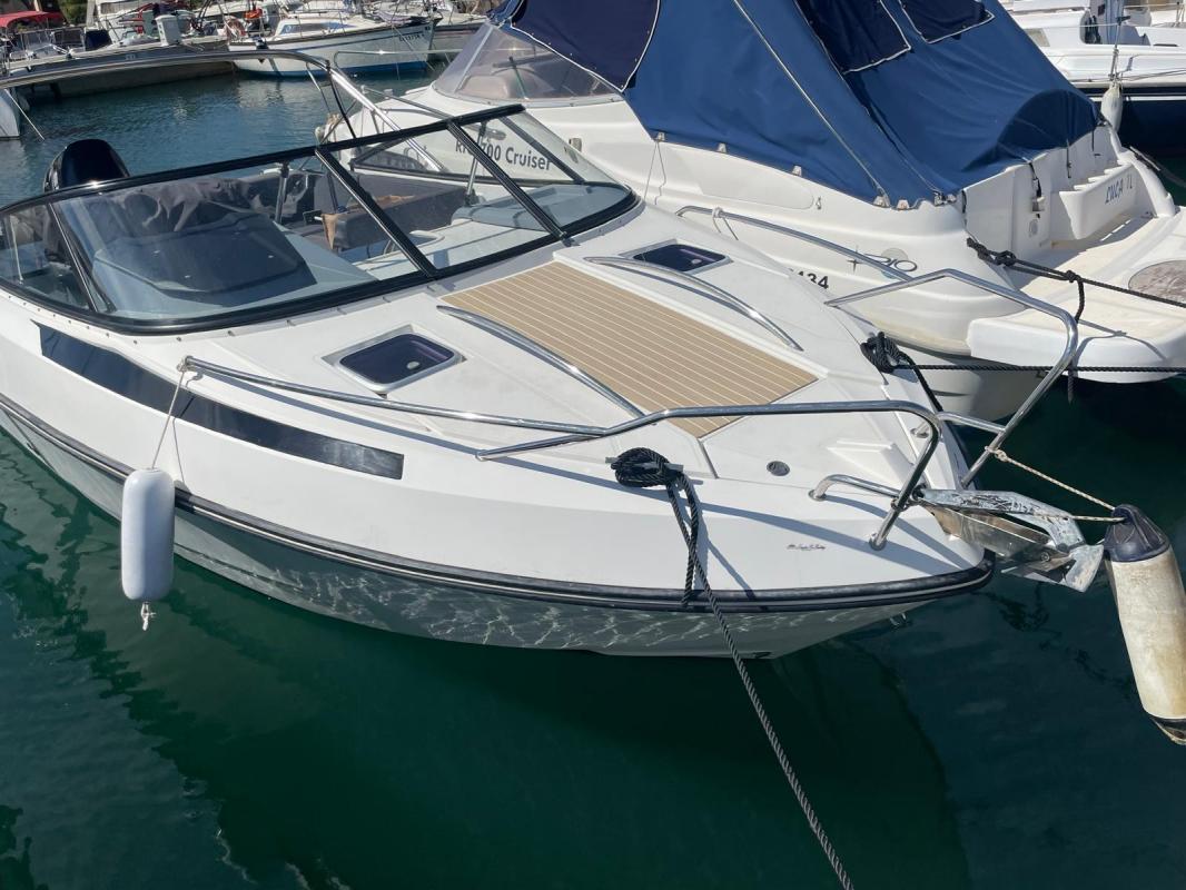 2016 Admiral Boats SA ADMIRAL 720 CABIN