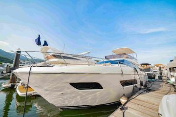 2019 Ferretti Yachts 550