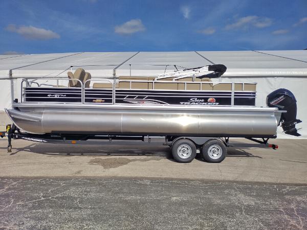 2023 Sun Tracker Sportfish 24 XP3