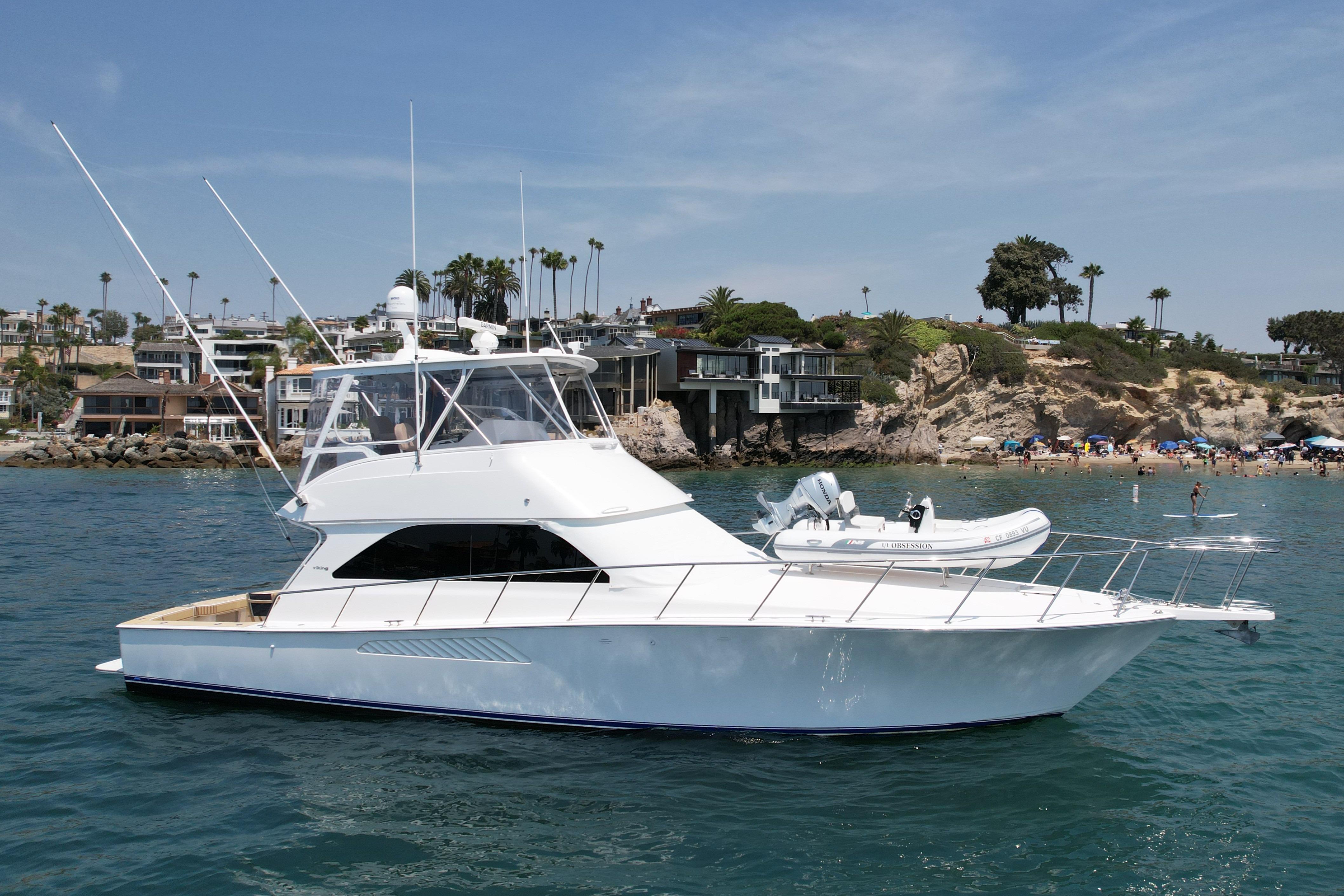 2005 Viking 48 Convertible