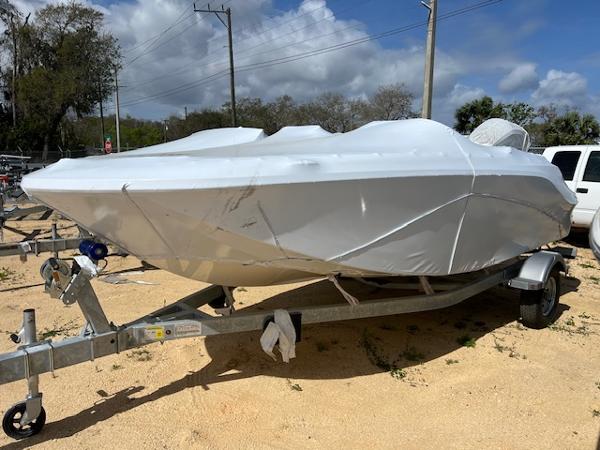 2025 Bayliner Element M17