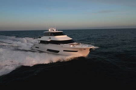 2019 Horizon V80 United States Boats Com