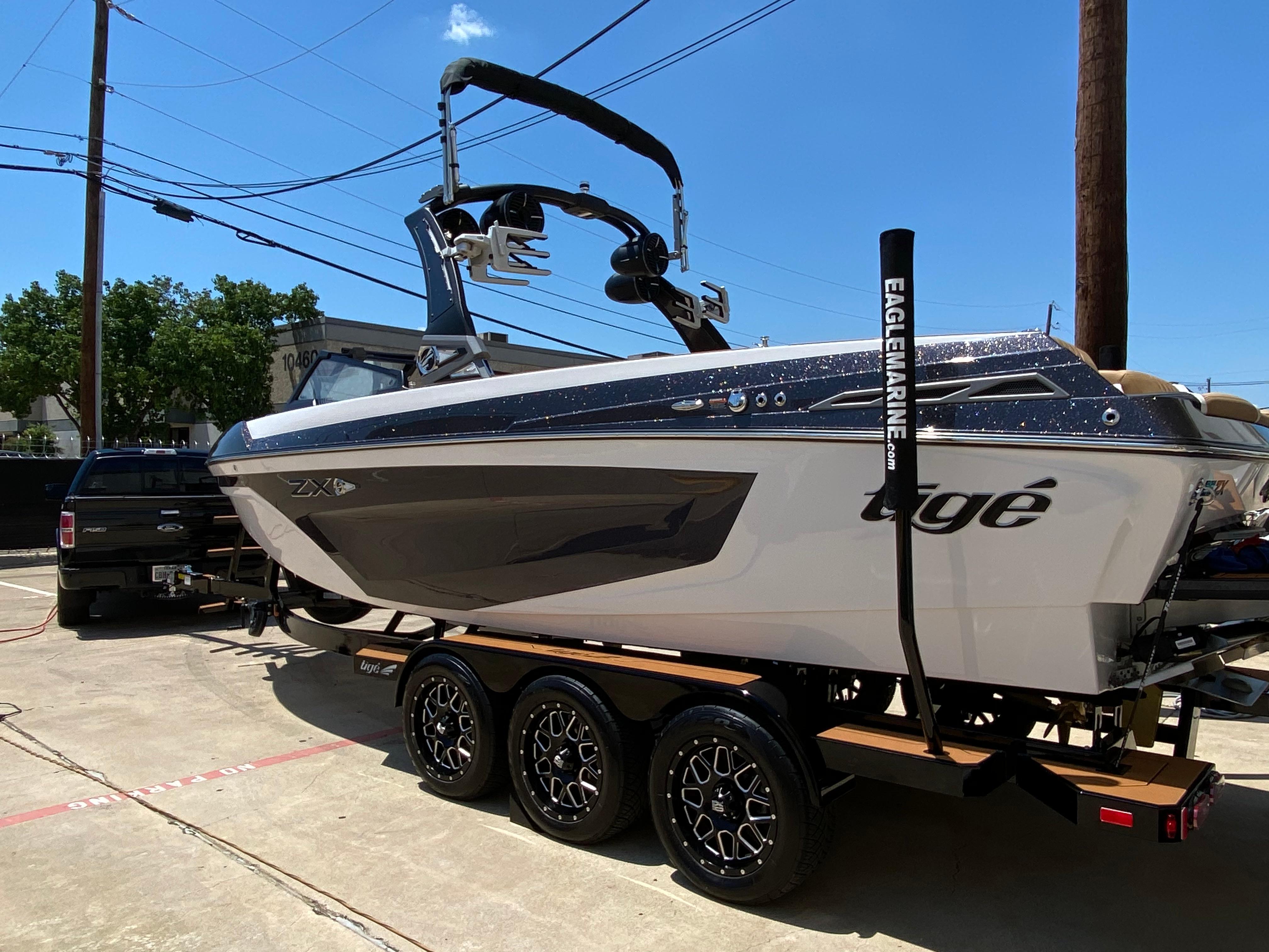 yri☁︎  2025 Sea-Doo Switch™ Sport 21 - 230 hp Galvanized | Brinson