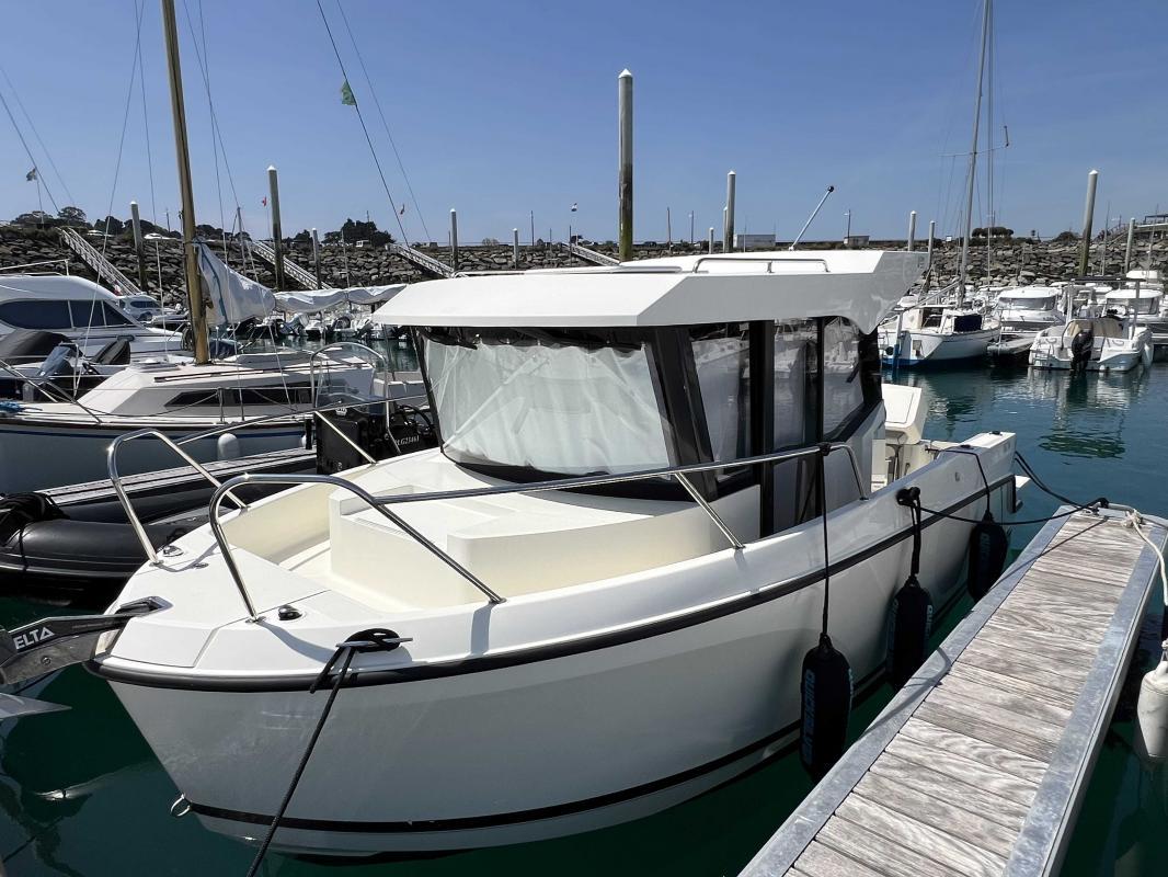 2023 Quicksilver 705 Pilothouse