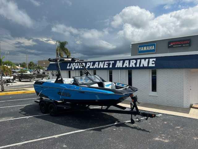 2025 Axis Wake Research Core Series A20