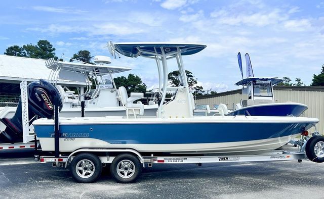 2025 Pathfinder 2200 TRS