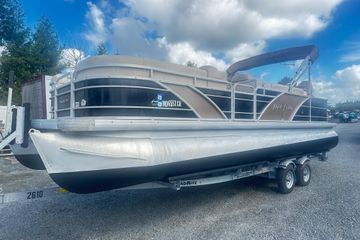2011 Godfrey Aqua Patio 240 Pontoon