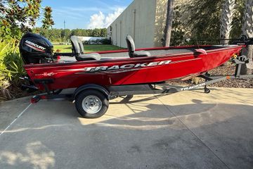 2025 Tracker Super Guide V-16 T