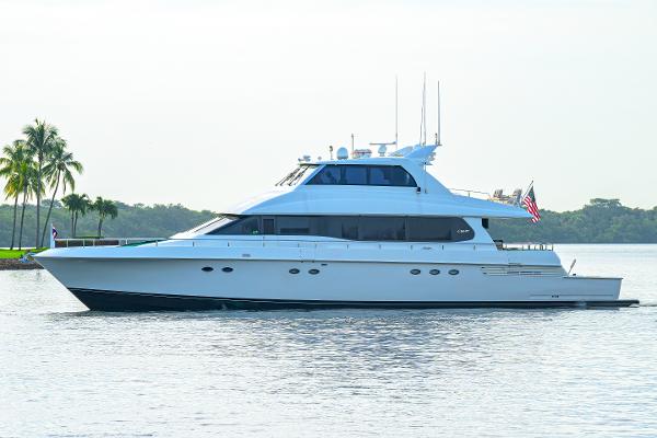 1998 Lazzara 80 Motoryacht