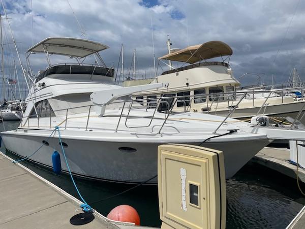 1990 Trojan 40 Sport Fisherman 3208 Cat Diesel