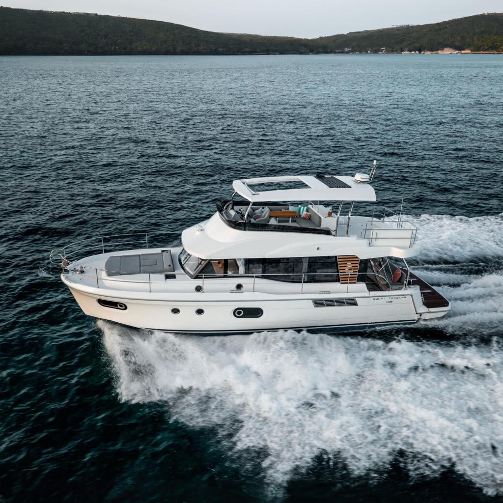2025 Beneteau Swift Trawler 48