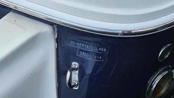 2005 Sea Ray 320 Sundancer