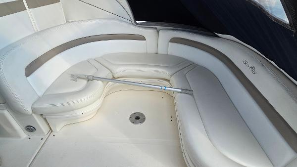 2005 Sea Ray 320 Sundancer