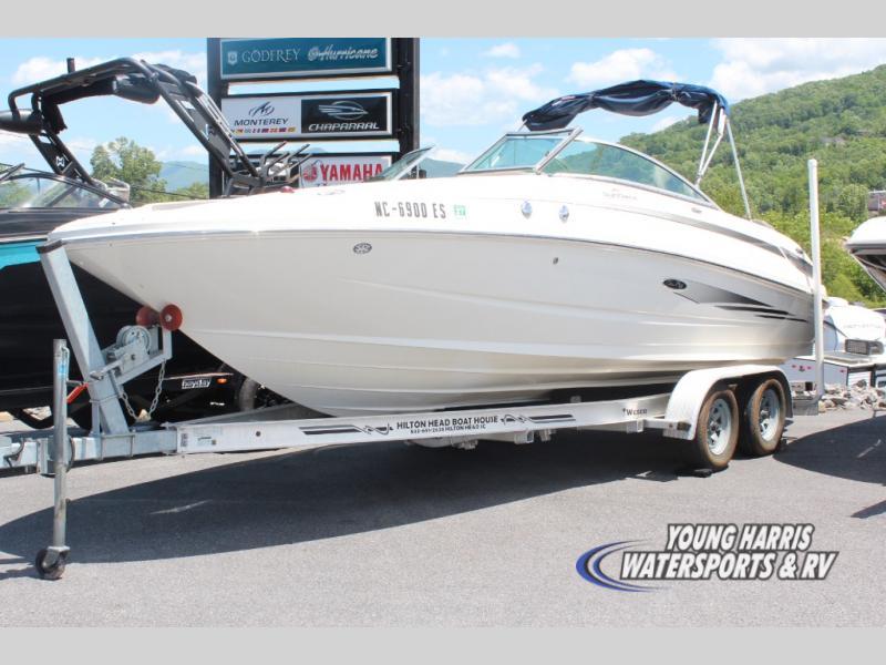 2011 Sea Ray 240 Sundeck